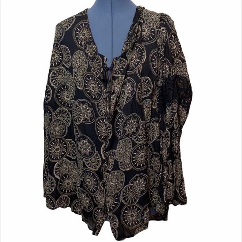 Lane Bryant Size 22/24 Black Blouse